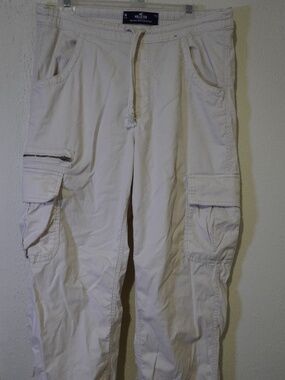 Hollister Women’s Long Cargo Pants – Beige – Size M